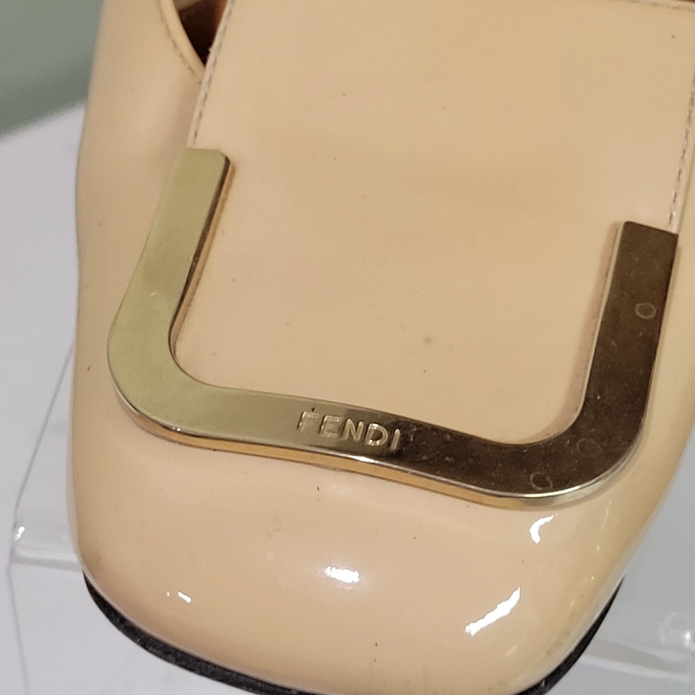 Fendi Nude Patent Leather Mid Heeled Pumps Italy 8 38.5 - Picture 3 of 16